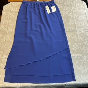 Ladies Habella Skirt.